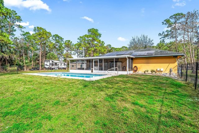 2195 F Road, Loxahatchee, FL 33470