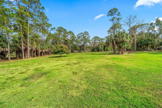 2195 F Road, Loxahatchee, FL 33470