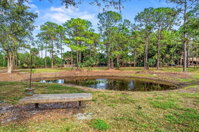 2195 F Road, Loxahatchee, FL 33470