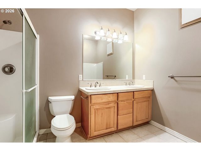 10585 Nw SKYLINE Blvd, Portland, OR 97231