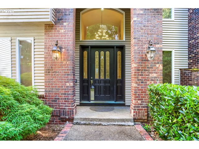 10585 Nw SKYLINE Blvd, Portland, OR 97231