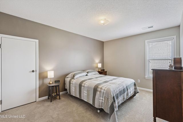 6315 Ivy Trails Drive, Olive Branch, MS 38654