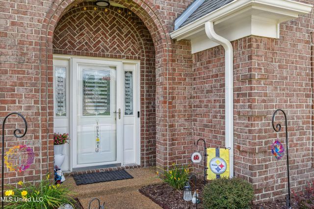 6315 Ivy Trails Drive, Olive Branch, MS 38654