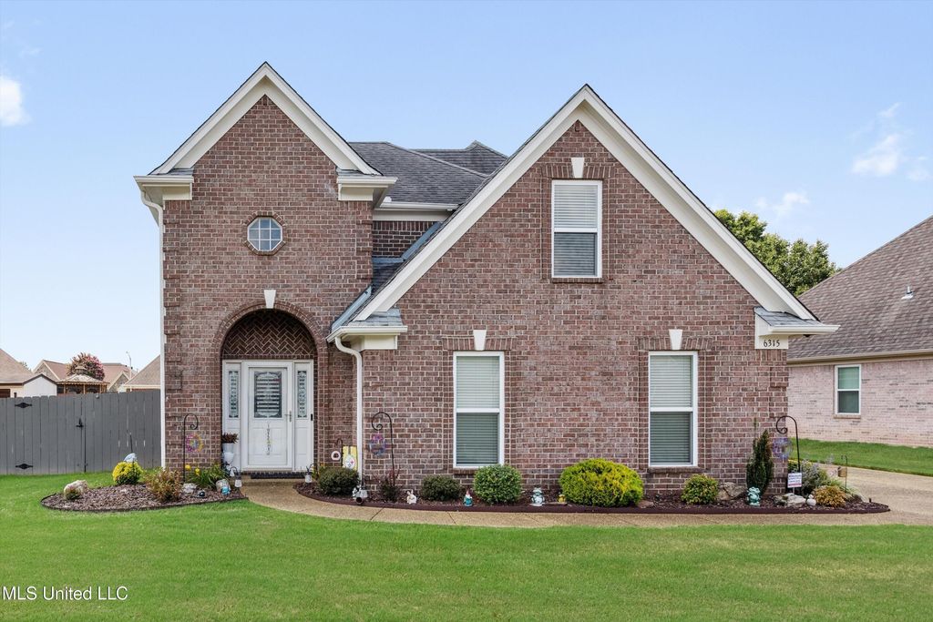 6315 Ivy Trails Drive, Olive Branch, MS 38654