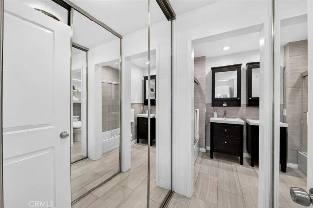 93 Goldenrod, Irvine, CA 92614