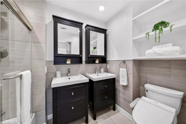 93 Goldenrod, Irvine, CA 92614