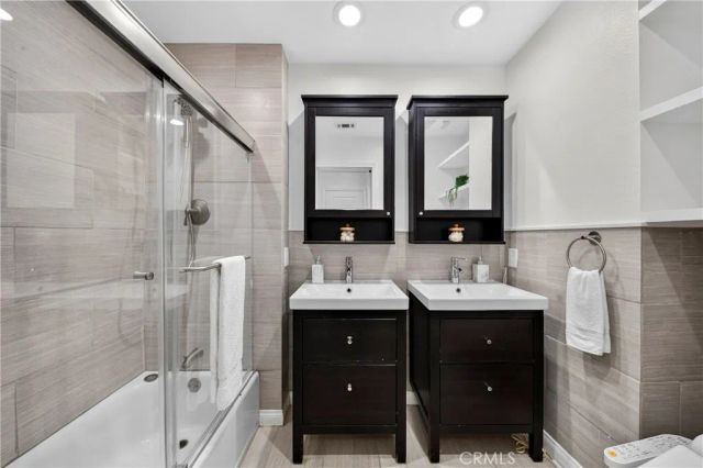 93 Goldenrod, Irvine, CA 92614