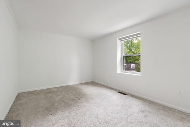 3050 SILENT VALLEY DR, Fairfax, VA 22031
