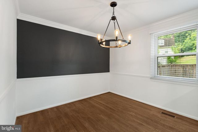 3050 SILENT VALLEY DR, Fairfax, VA 22031