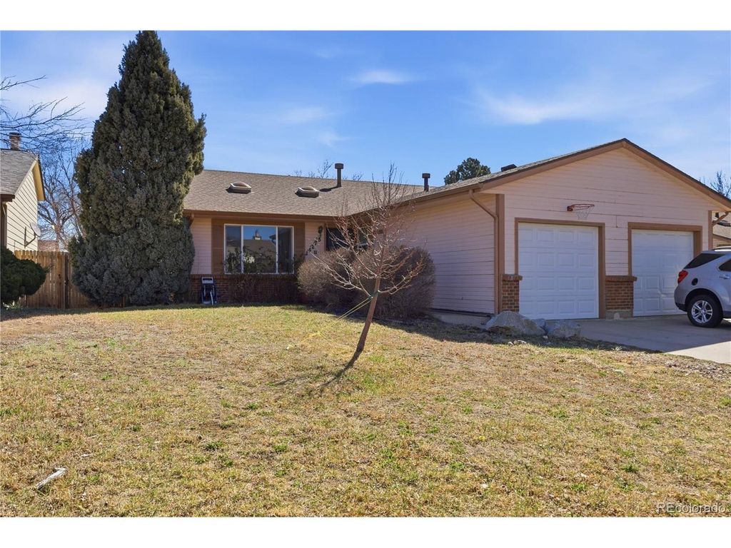 14275 E Montana Cir B, Aurora, CO 80012