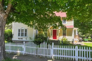 417 E Oregon Street, Lapeer, MI 48446