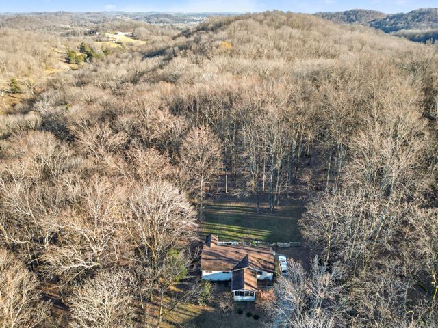 109 Freeman Hollow Ct, Goodlettsville, TN 37072