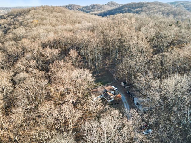 109 Freeman Hollow Ct, Goodlettsville, TN 37072