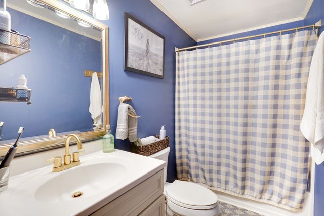 109 Freeman Hollow Ct, Goodlettsville, TN 37072