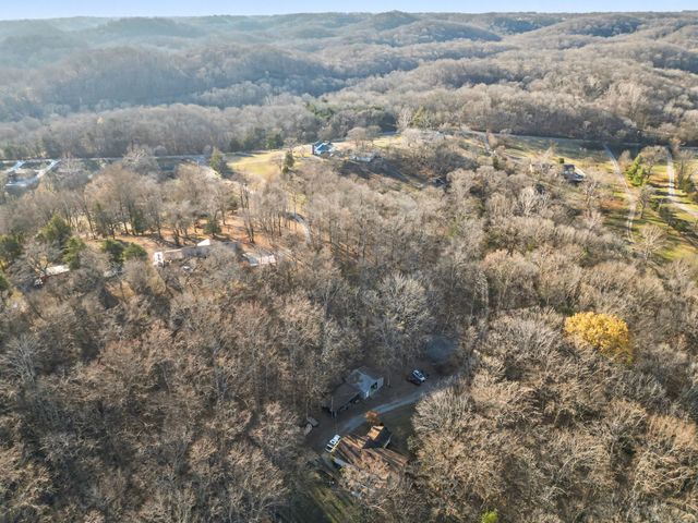109 Freeman Hollow Ct, Goodlettsville, TN 37072