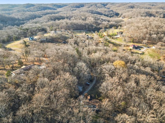 109 Freeman Hollow Ct, Goodlettsville, TN 37072