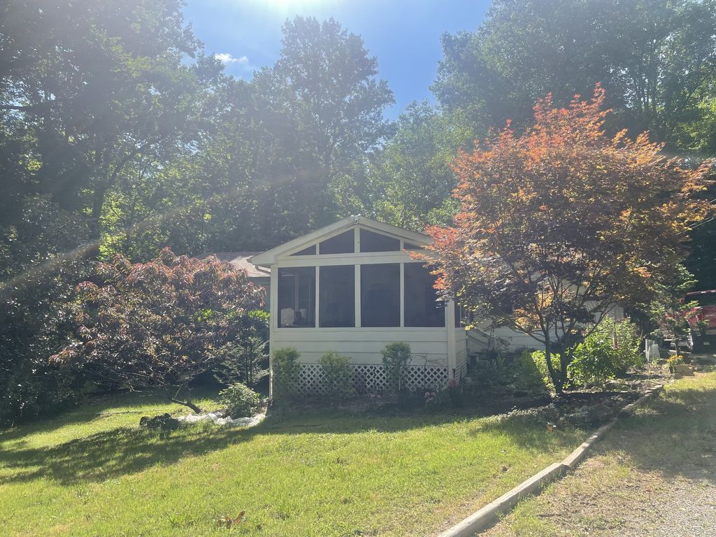 109 Freeman Hollow Ct, Goodlettsville, TN 37072