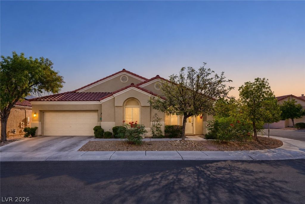 1620 Shadow Dancer Street, Las Vegas, NV 89128 — exterior