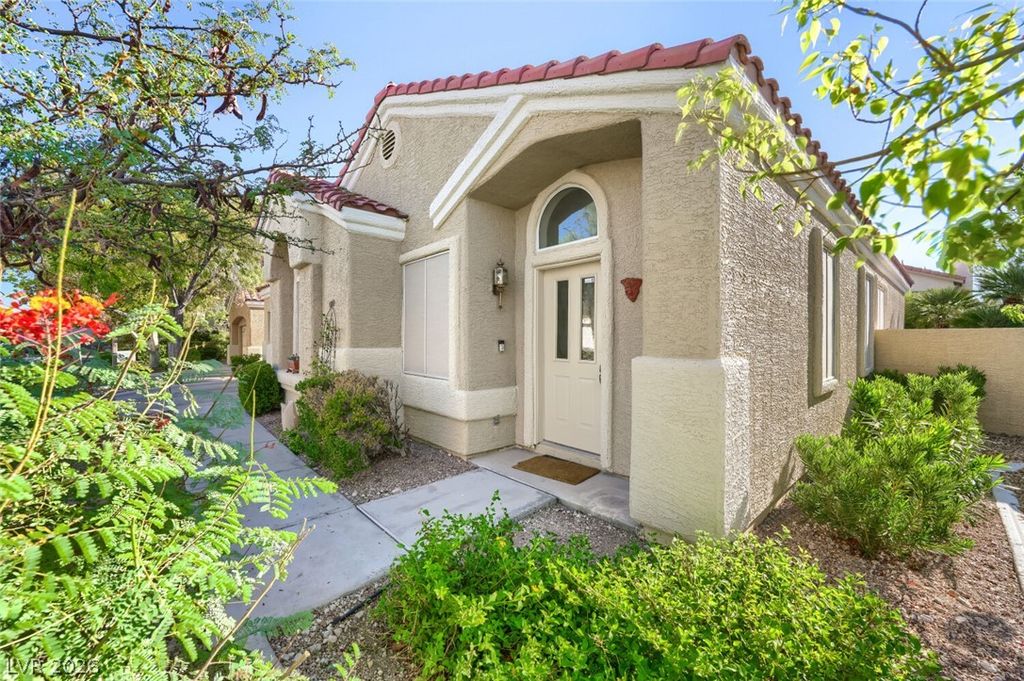 1620 Shadow Dancer Street, Las Vegas, NV 89128 — photo 4