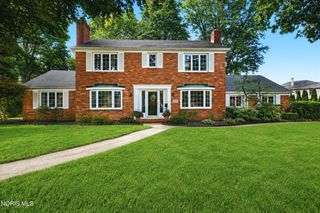 3220 Shakespeare Lane, Toledo, OH 43615