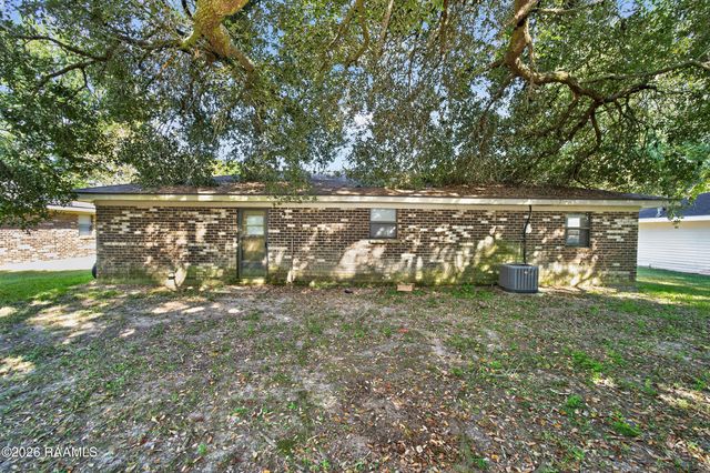 106 Rich Angel Drive, Carencro, LA 70520