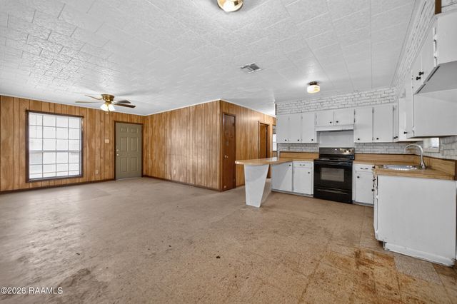 106 Rich Angel Drive, Carencro, LA 70520