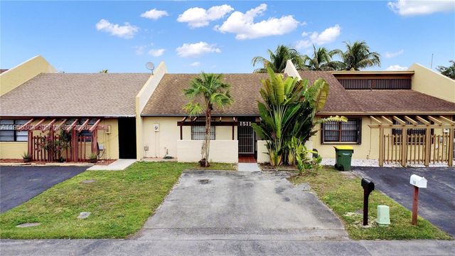 1511 Sandpiper Blvd, Homestead, FL 33035
