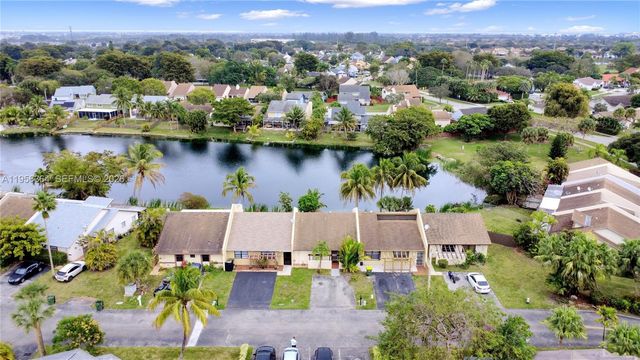 1511 Sandpiper Blvd, Homestead, FL 33035