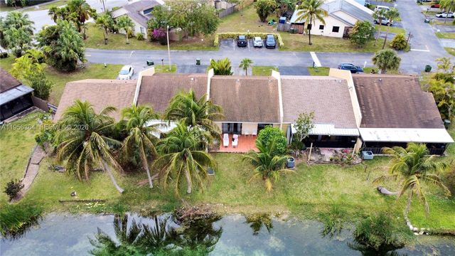 1511 Sandpiper Blvd, Homestead, FL 33035