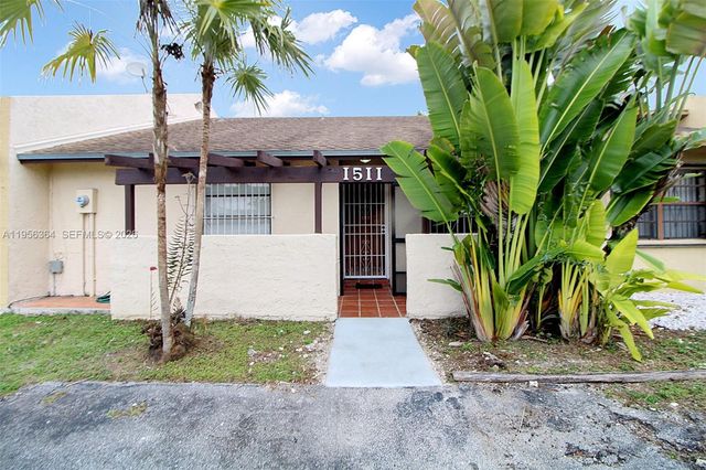 1511 Sandpiper Blvd, Homestead, FL 33035