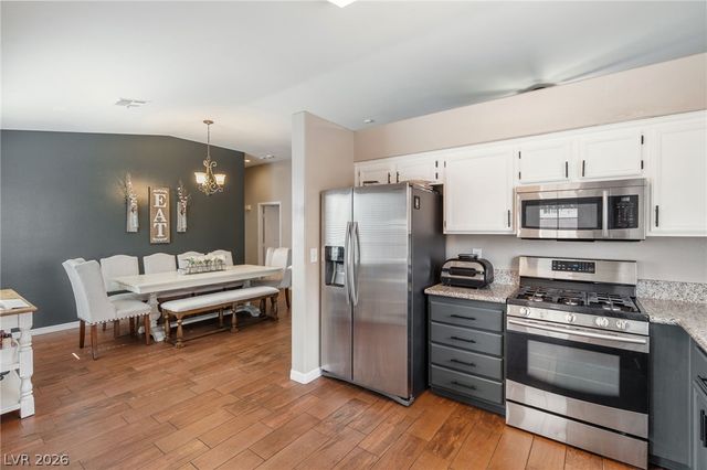 330 Desert Knolls Street, Henderson, NV 89014