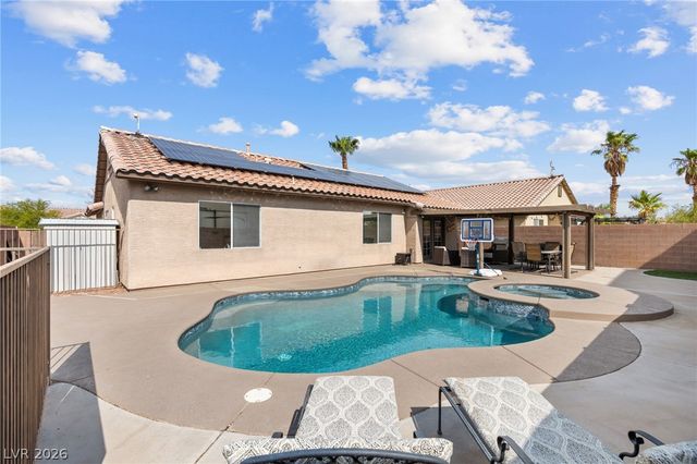 330 Desert Knolls Street, Henderson, NV 89014
