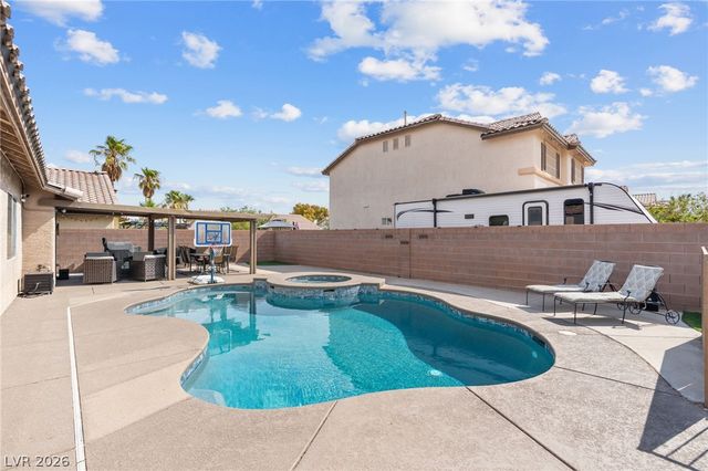330 Desert Knolls Street, Henderson, NV 89014