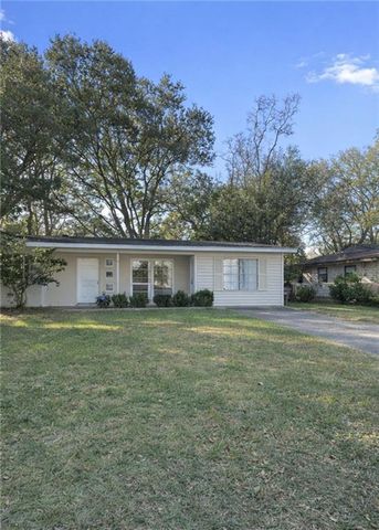 660 Halifax Drive, Mobile, AL 36609