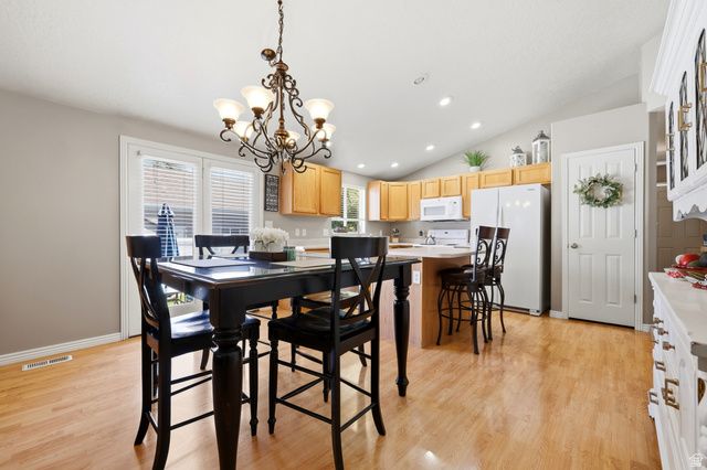 8462 S OAK FARM DR, West Jordan, UT 84081