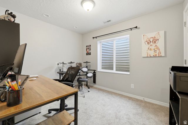 8462 S OAK FARM DR, West Jordan, UT 84081