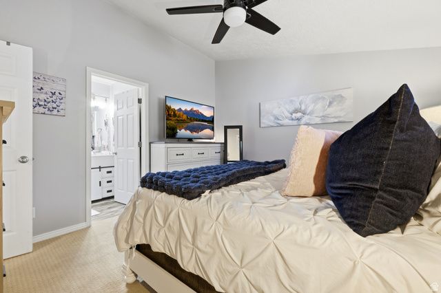 8462 S OAK FARM DR, West Jordan, UT 84081