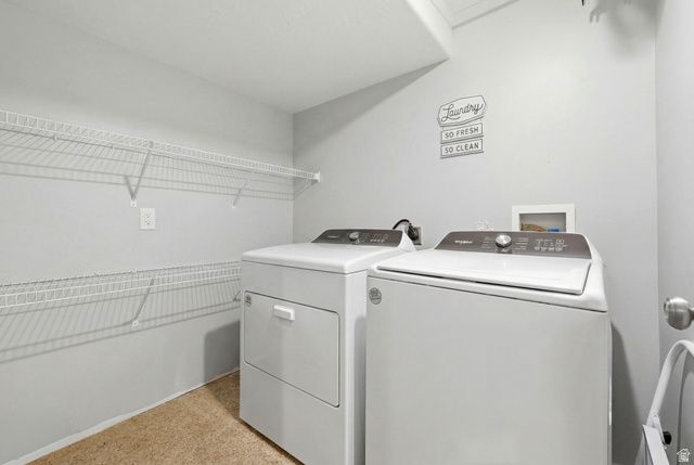 8462 S OAK FARM DR, West Jordan, UT 84081