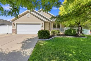8462 S OAK FARM DR, West Jordan, UT 84081
