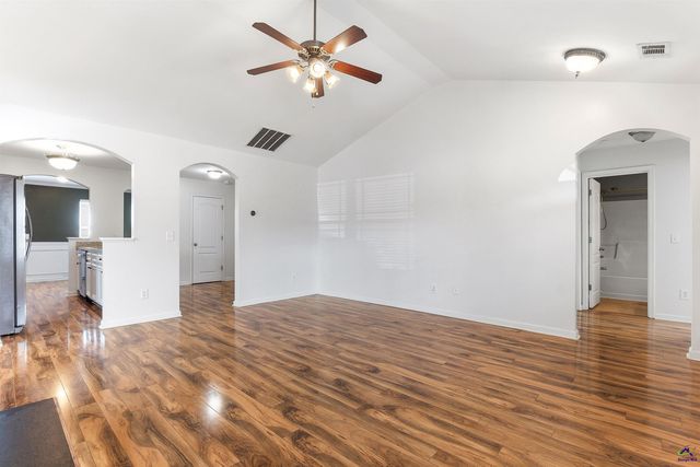 205 Charles Gray Blvd, Perry, GA 31069