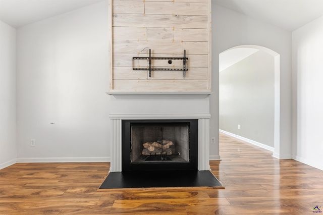 205 Charles Gray Blvd, Perry, GA 31069