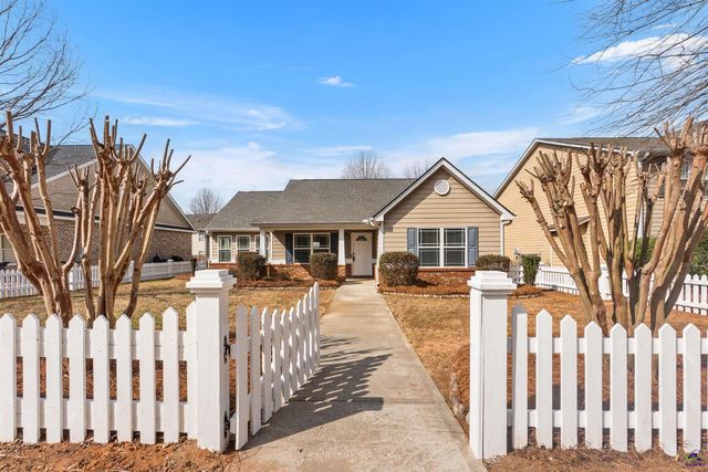 205 Charles Gray Blvd, Perry, GA 31069