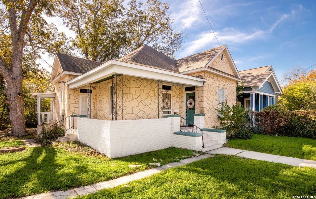 1820 E Houston, San Antonio, TX 78202