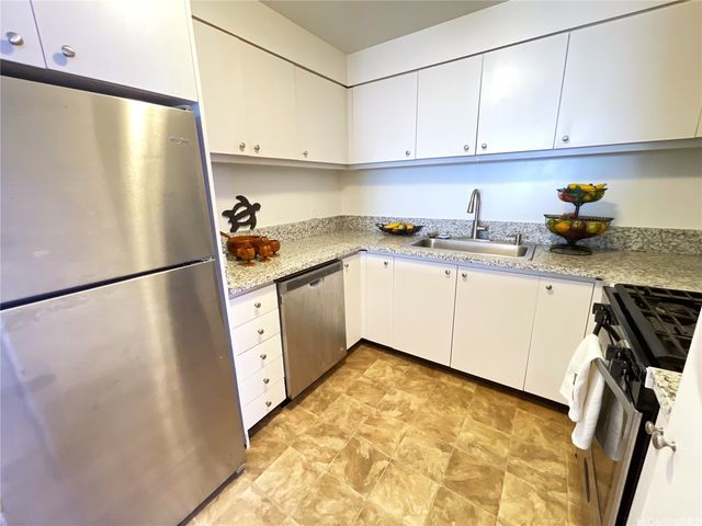 1650 Ala Moana Boulevard 3405, Honolulu, HI 96815