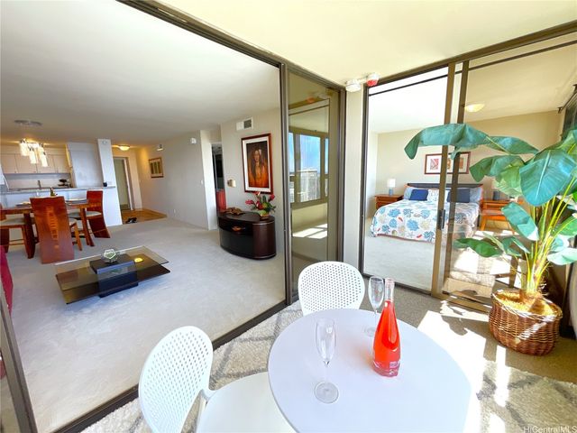 1650 Ala Moana Boulevard 3405, Honolulu, HI 96815