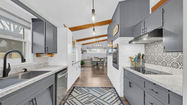 3105 Ansborough Avenue, Waterloo, IA 50701