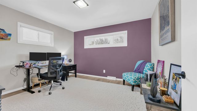 3105 Ansborough Avenue, Waterloo, IA 50701