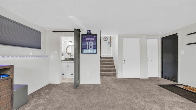 3105 Ansborough Avenue, Waterloo, IA 50701