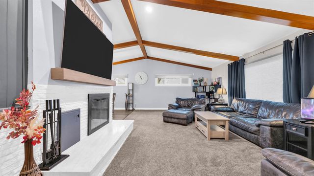 3105 Ansborough Avenue, Waterloo, IA 50701