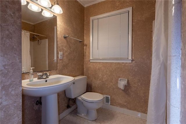 2291 Tuxedo Drive SE, Marietta, GA 30067